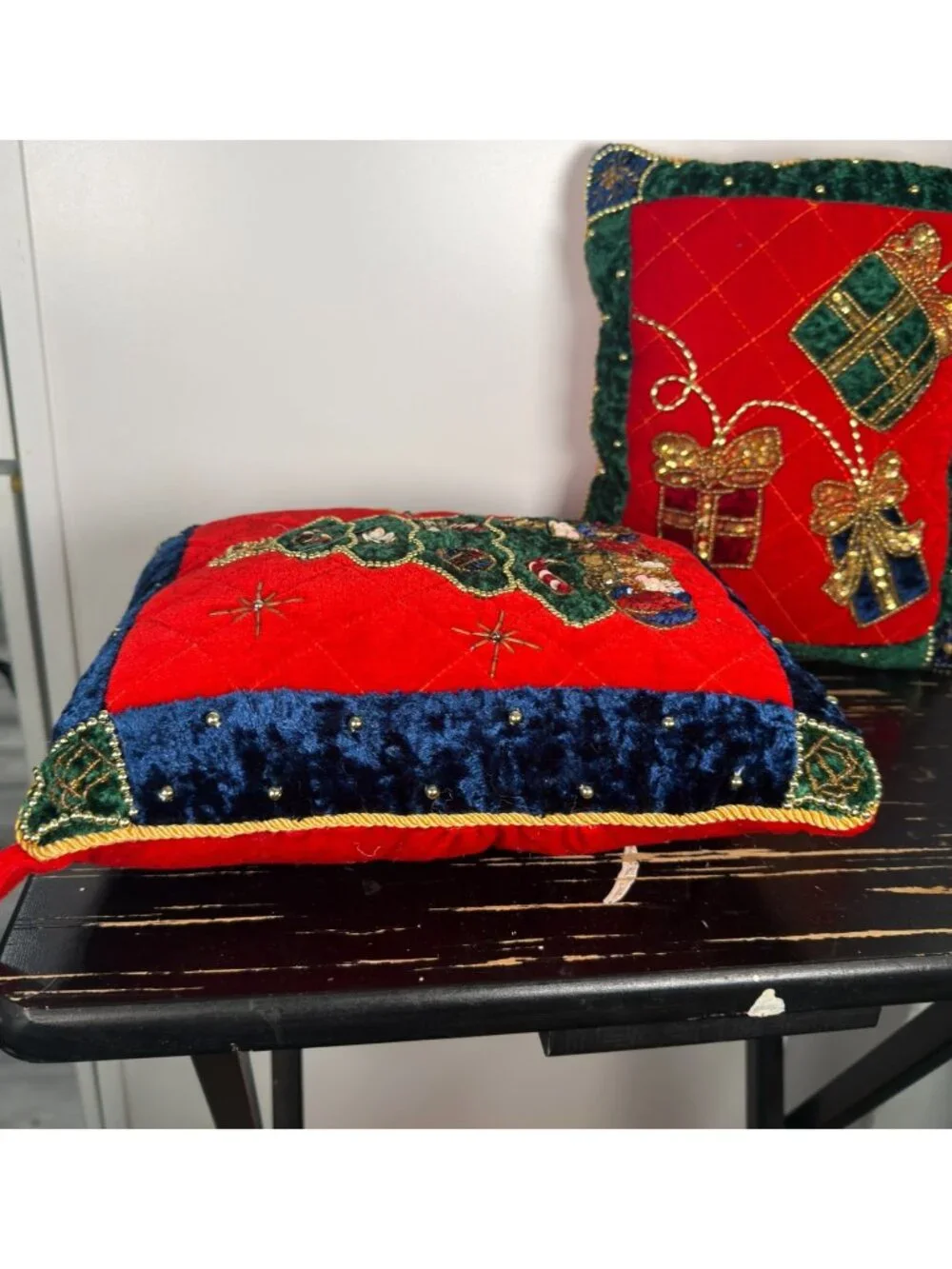Vintage 3 crush Velvet Sequin Blue Red Green Christmas Tree Presents Pillows